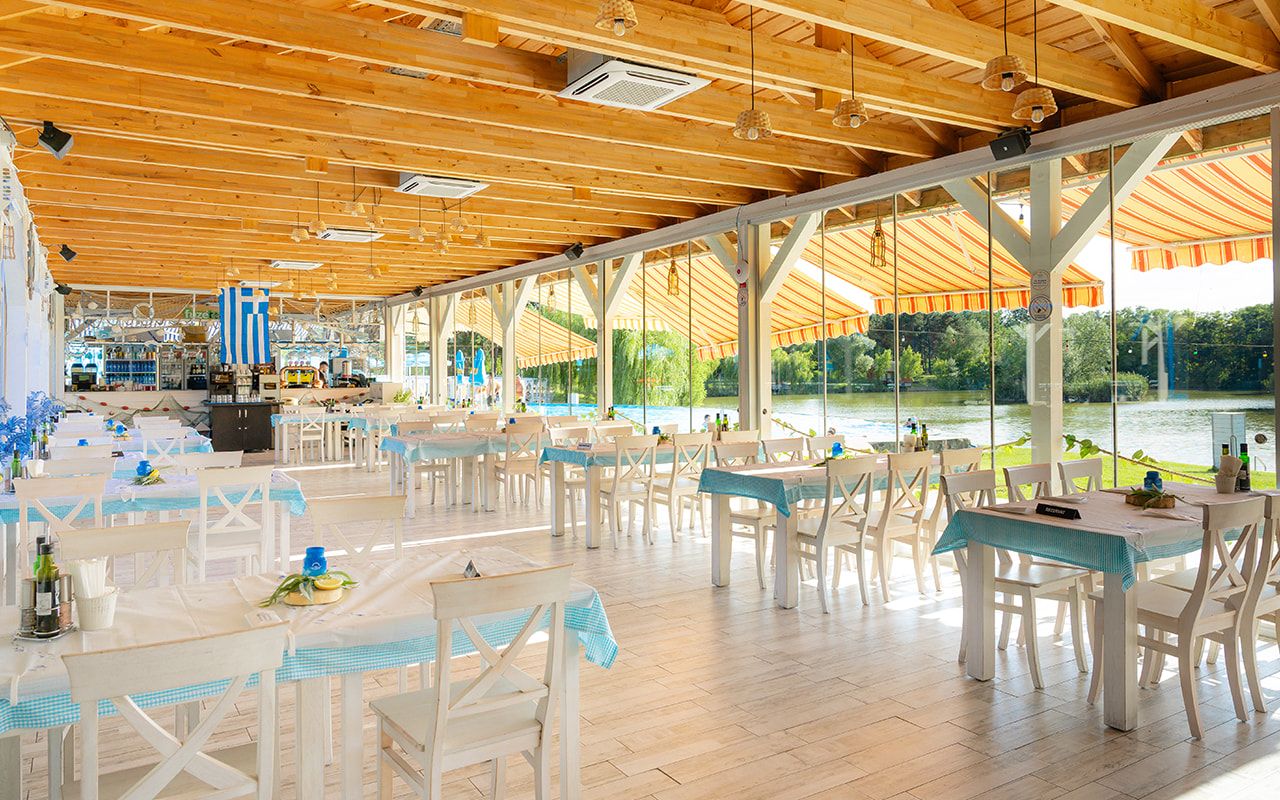 Restaurant „La Iaz”, Zaga Zaga Sat