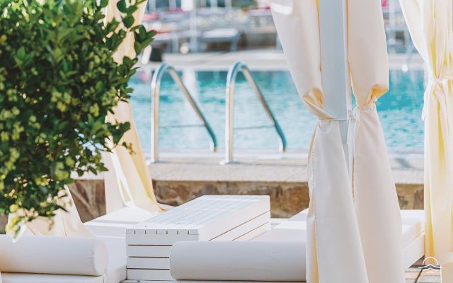 piscina gallery10 81fb685d