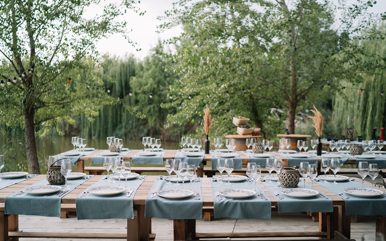 eveniment privat masa casa de pe insula zaga c4671872